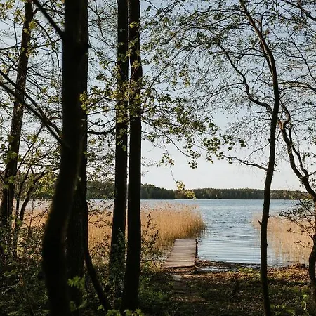 Ulazki17 - Stary, Tylko Odswiezony Dom Na Brzegu Jeziora W Sercu Lasu Szczytno (Warmian-Masurian)